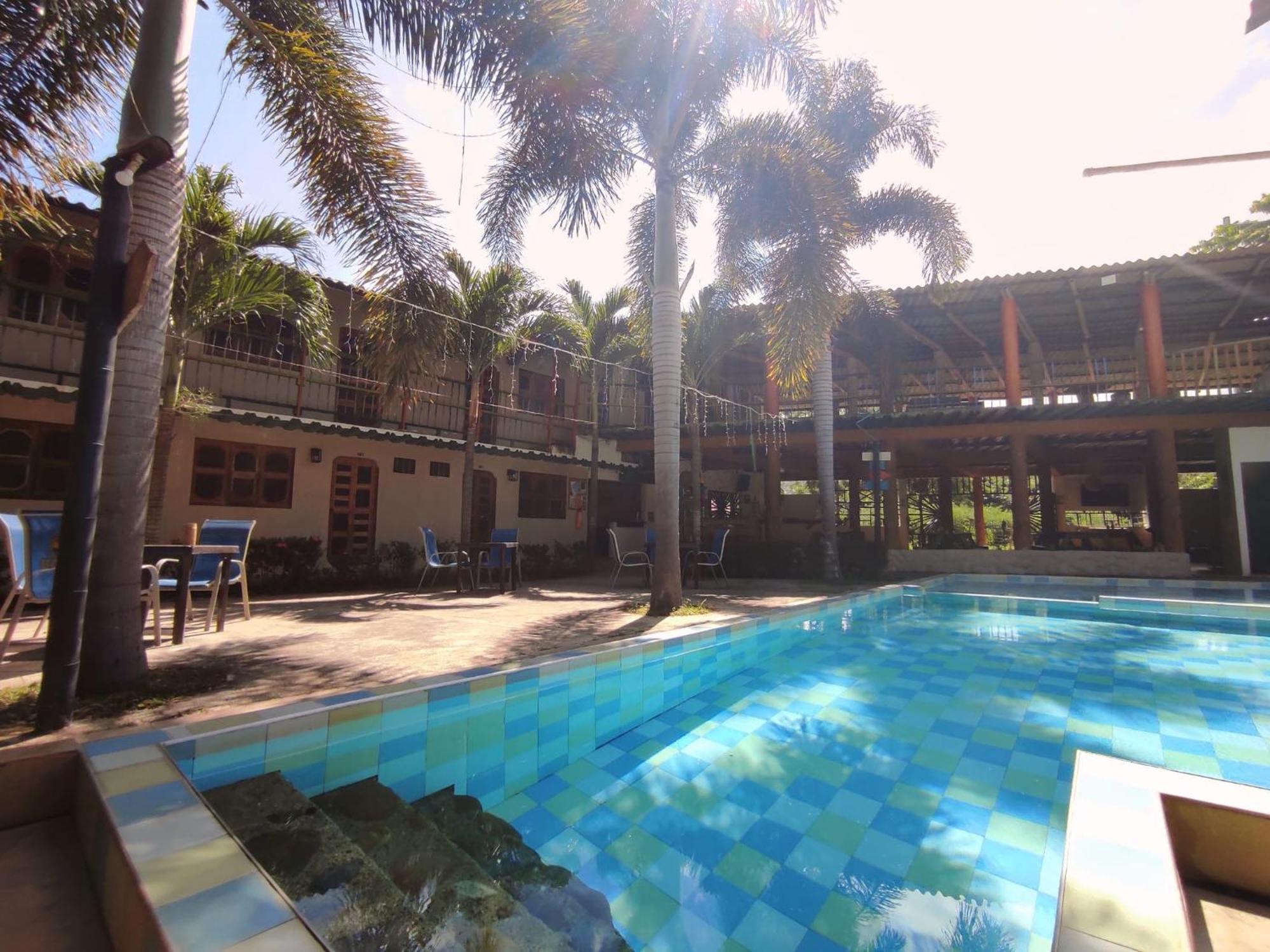 פאלומינו Hostal Luz De Luna מראה חיצוני תמונה